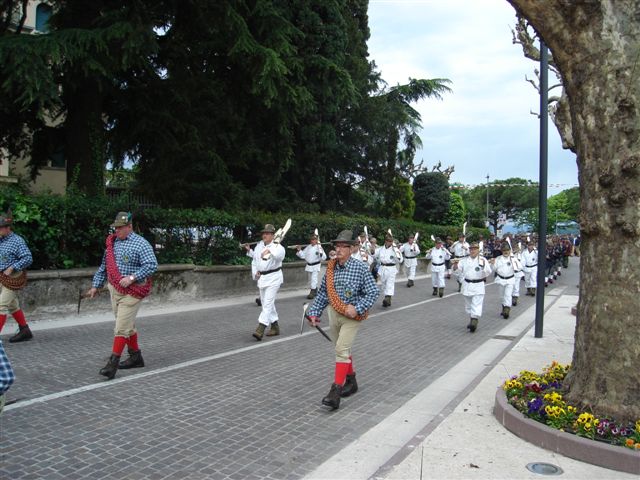 ... durante la sfilata ....